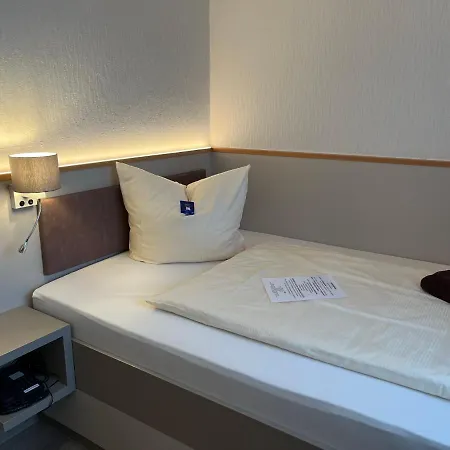 Hotel Stadt-gut-hotel Siegboot Siegen