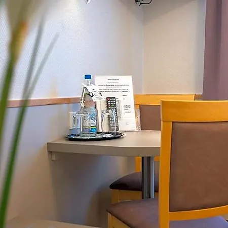 Hotel Stadt-gut-hotel Siegboot Siegen