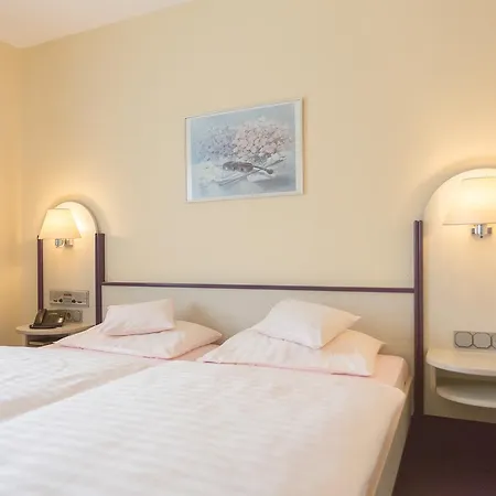 Stadt-gut-hotel Siegboot Hotel 3*