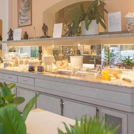 Hotel Stadt-gut-hotel Siegboot 3*
