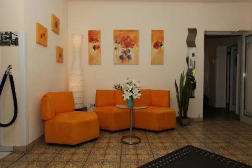 Stadt-gut-hotel Siegboot 3*