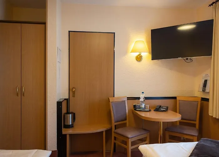 Stadt-gut-hotel Siegboot 3*