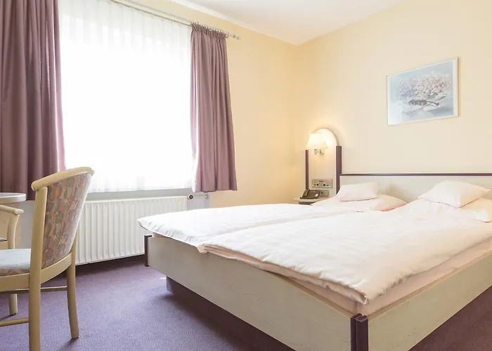 Stadt-gut-hotel Siegboot 3*